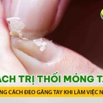 Cách trị thối móng tay bằng cách đeo găng tay khi làm việc nhà
